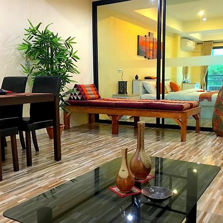 Breezy House Appartement Jomtien Beach Buitenkant foto