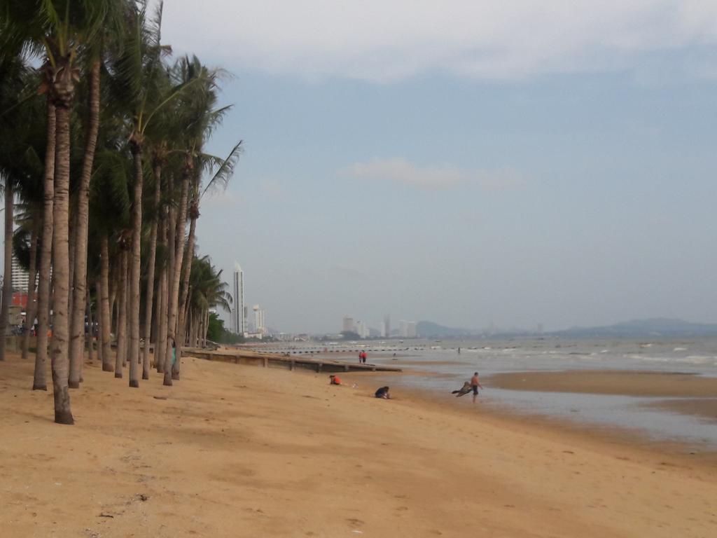Breezy House Appartement Jomtien Beach Buitenkant foto