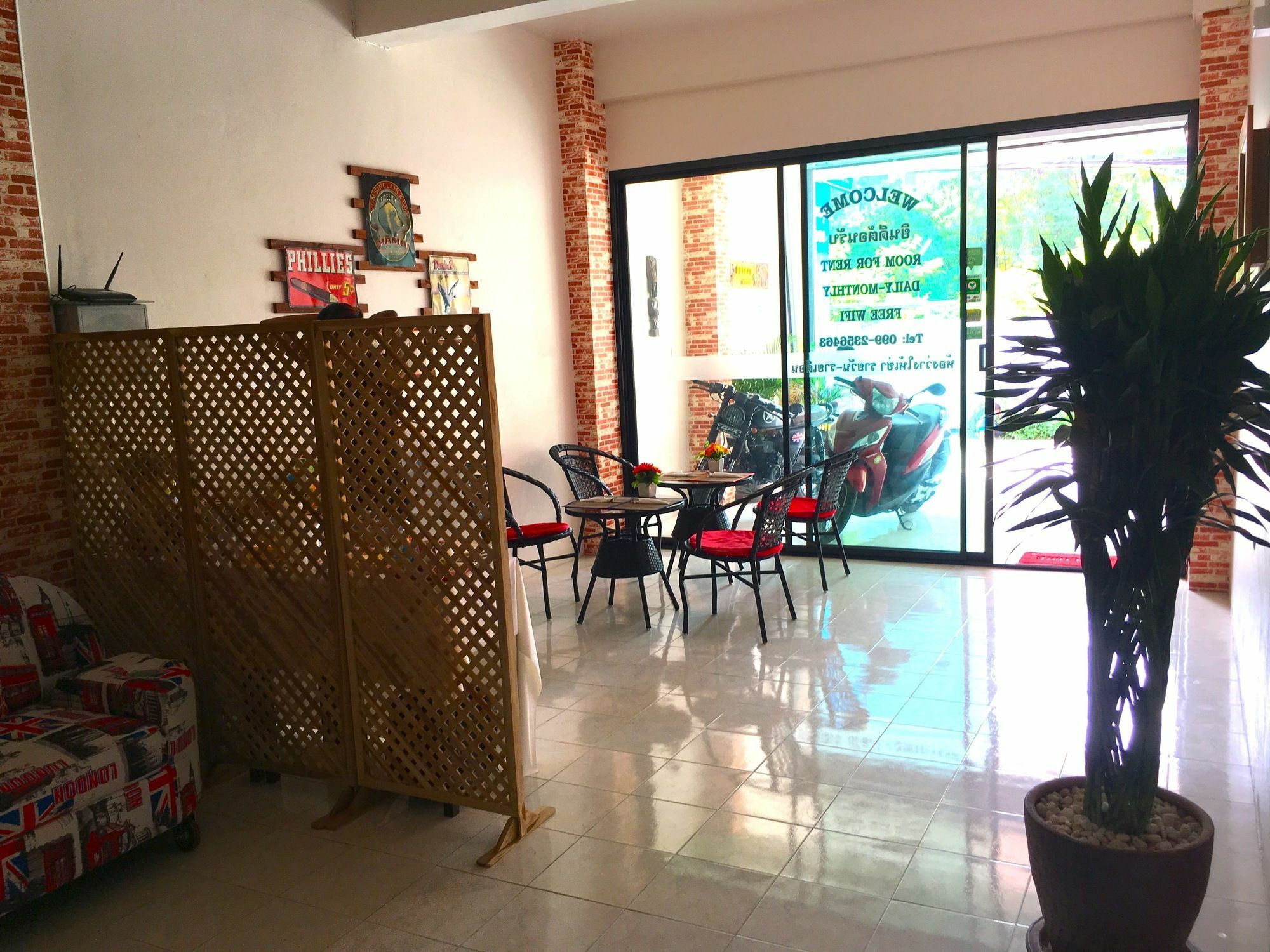 Breezy House Appartement Jomtien Beach Buitenkant foto