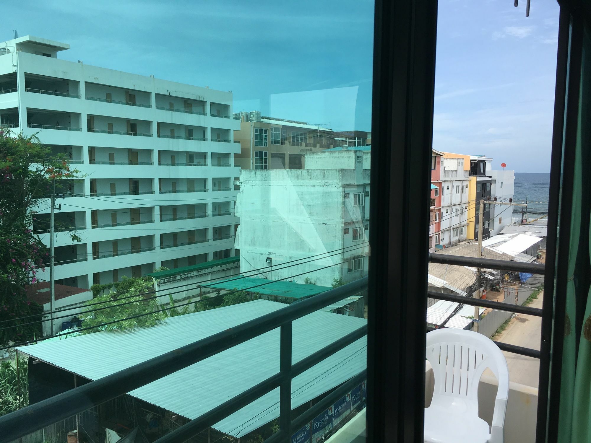Breezy House Appartement Jomtien Beach Buitenkant foto